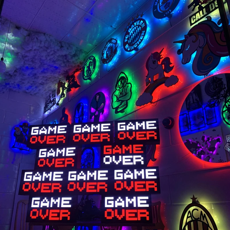 عکس شماره 2 : چراغ رومیزی مدل گیم اوور