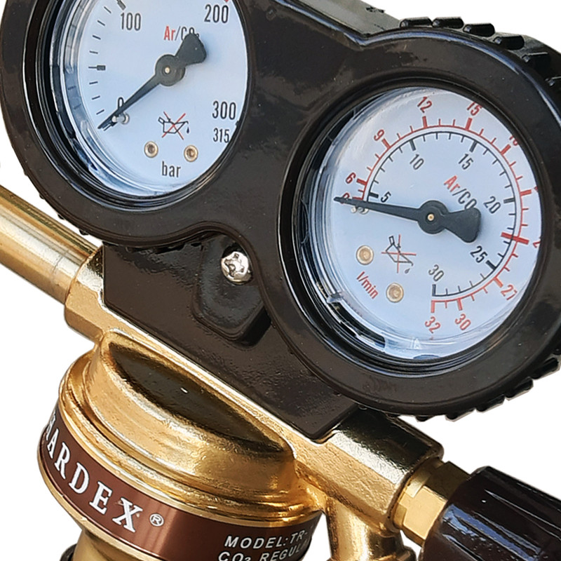 مانومتر دی اکسید کربن هاردکس مدل AT-760