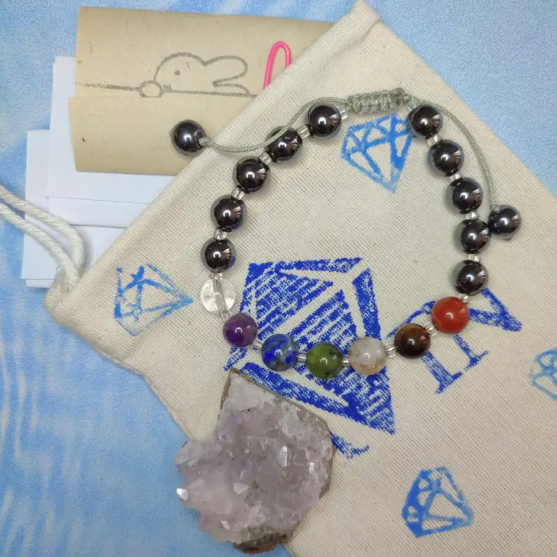 دستبند زنانه مدل هفت چاکرا سنگ طبیعی