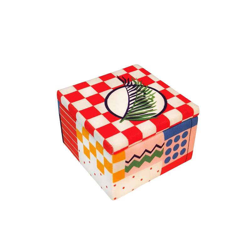 جعبه هدیه طرح برگ سیکاس