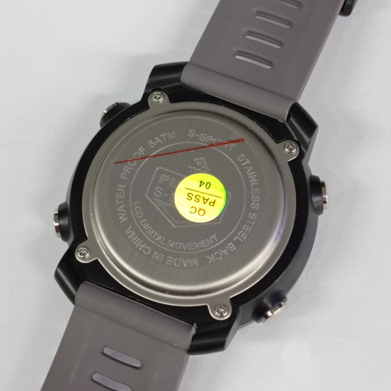 ساعت مچی دیجیتال مردانه پیائوما مدل TOO33 ساعت مچی دیجیتال مردانه پیائوما مدل TOO33