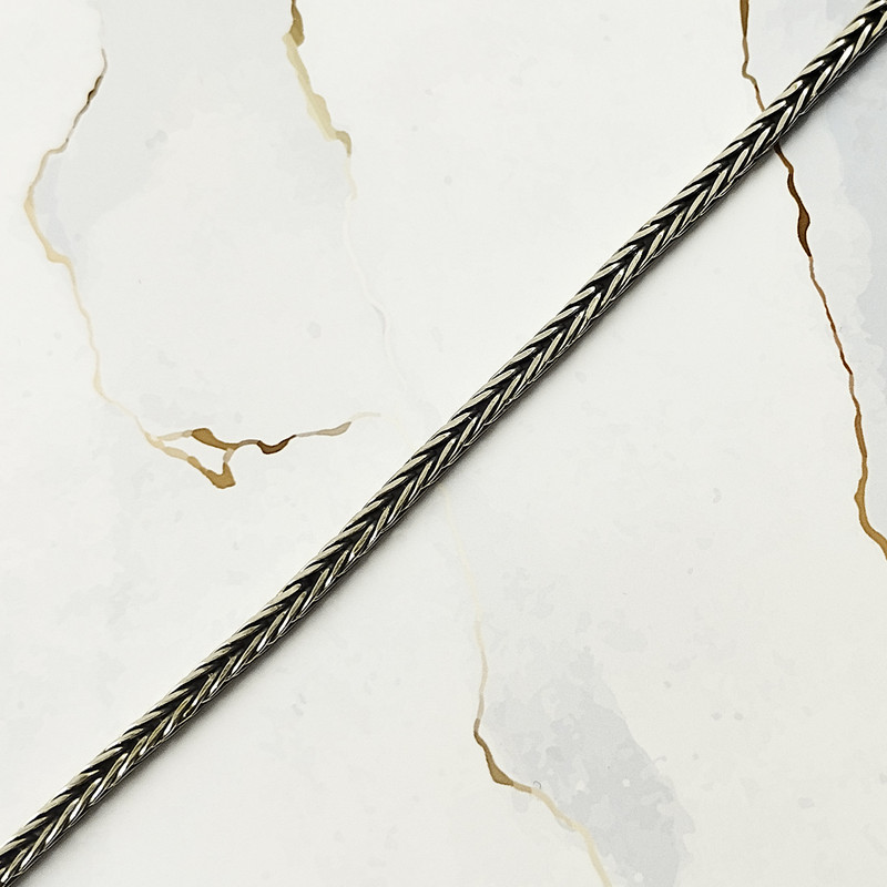 دستبند نقره سلین کالا مدل سیاه قلم تابیده کد 52