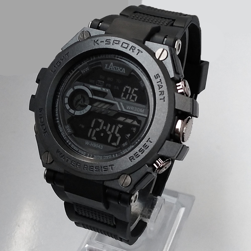 ساعت مچی دیجیتال پسرانه مدل ضد آب چراغ دار کرنومتر کد 13