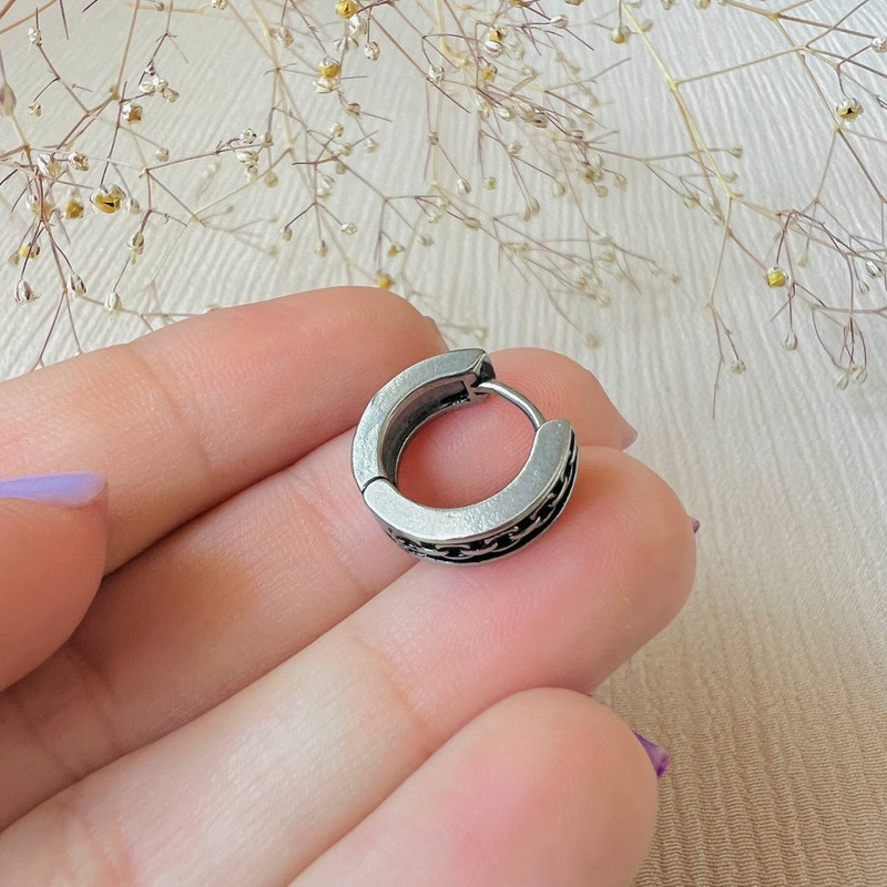 پیرسینگ گوش کد 02