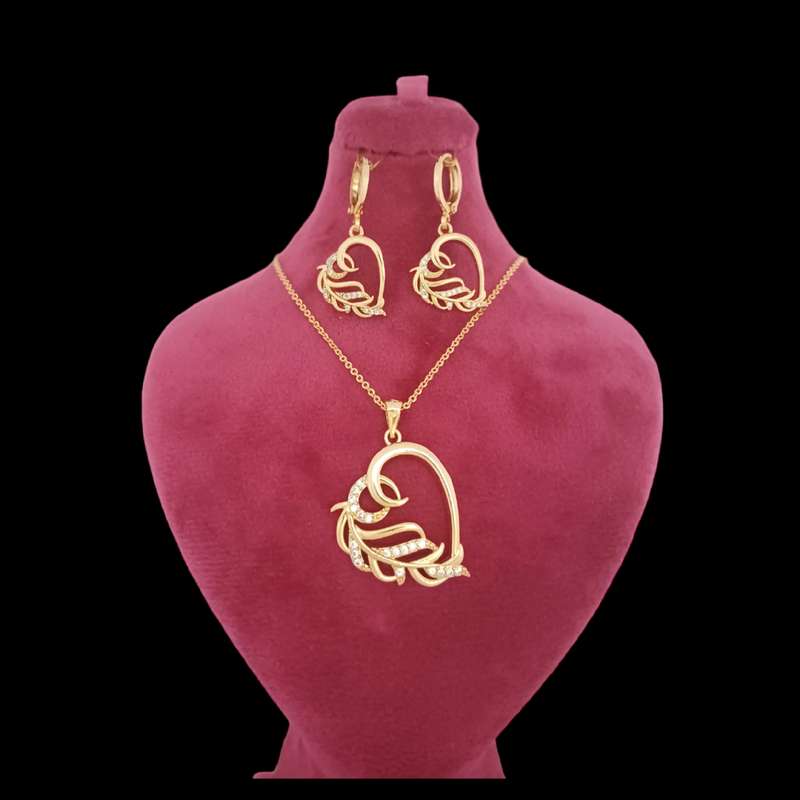 نیم ست زنانه وای اس ایکس مدل قلب طرح گل