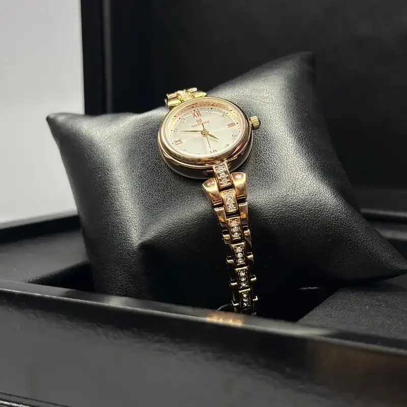 ساعت مچی عقربه ای زنانه نیوی فورس مدل Nf5034