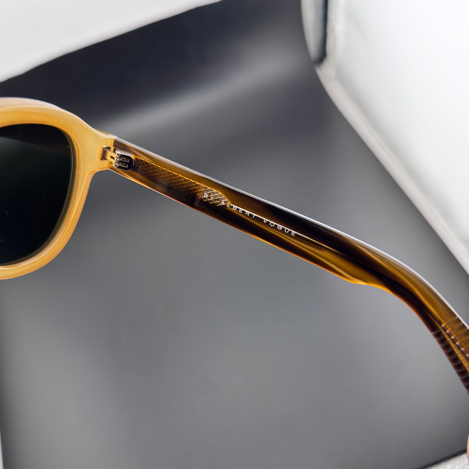 عینک آفتابی پنتوس پلاریزه آلبرت وگ مدل S31107-C3 Acetate Avantgarde Visionary -  - 7