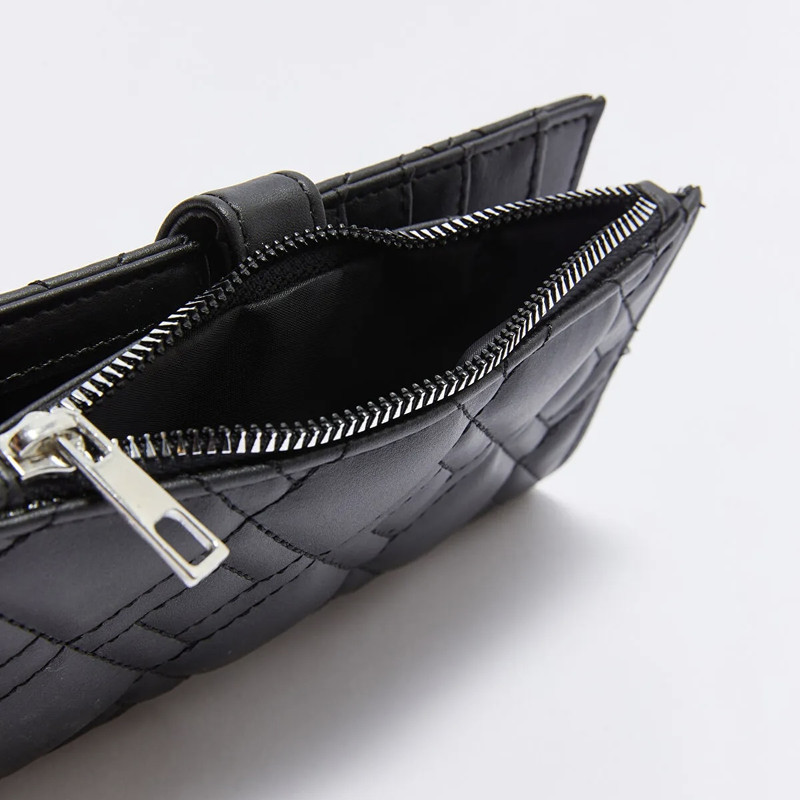 کیف پول زنانه ال سی وایکیکی مدل چرم کلاسیکا