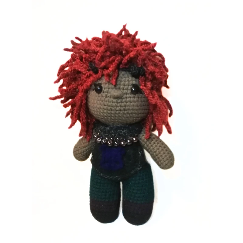عروسک بافتنی مدل وروجک ۲۰۵