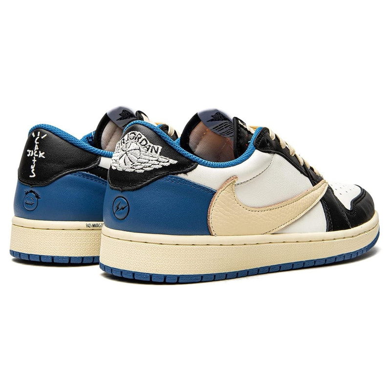 کفش باشگاه و تمرین ایر جردن مدل Travis Scott DM7866-140