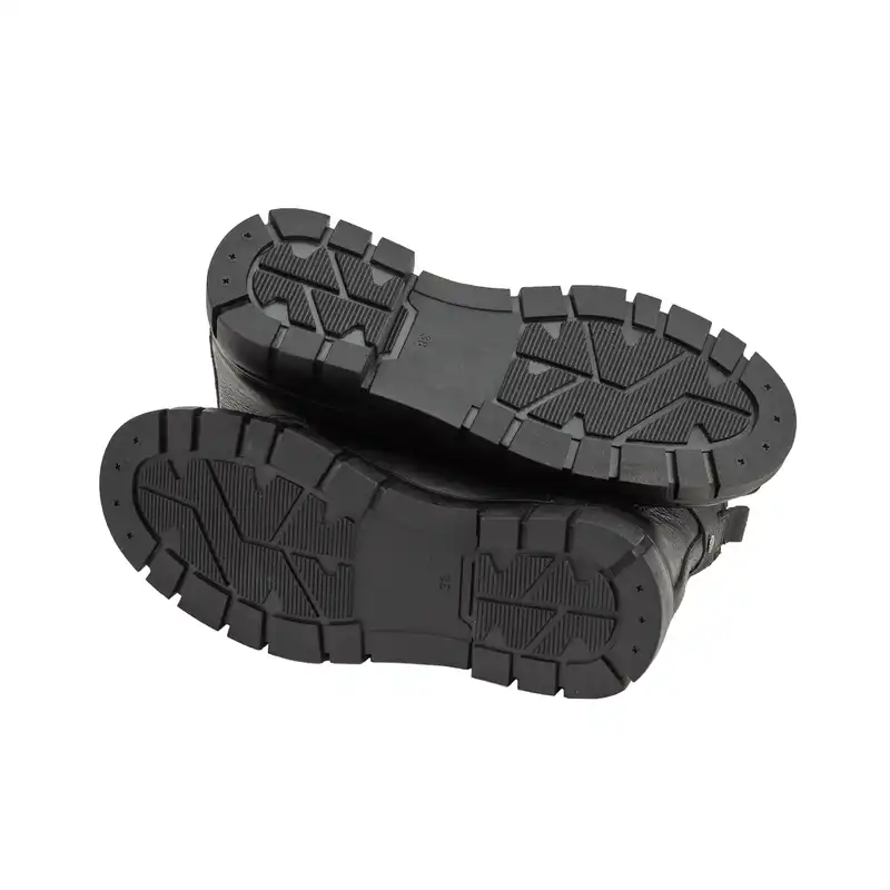 نیم بوت زنانه مدل چرمی ساده