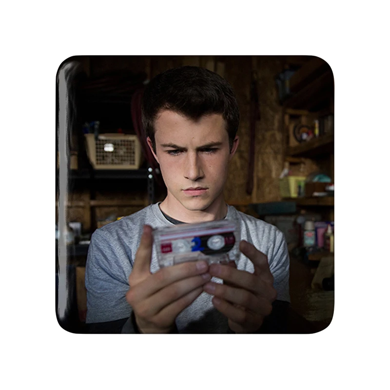 مگنت خندالو طرح کلی جانسن 13دلیل برای اینکه Reasons Why13  مدل مربعی کد 20350