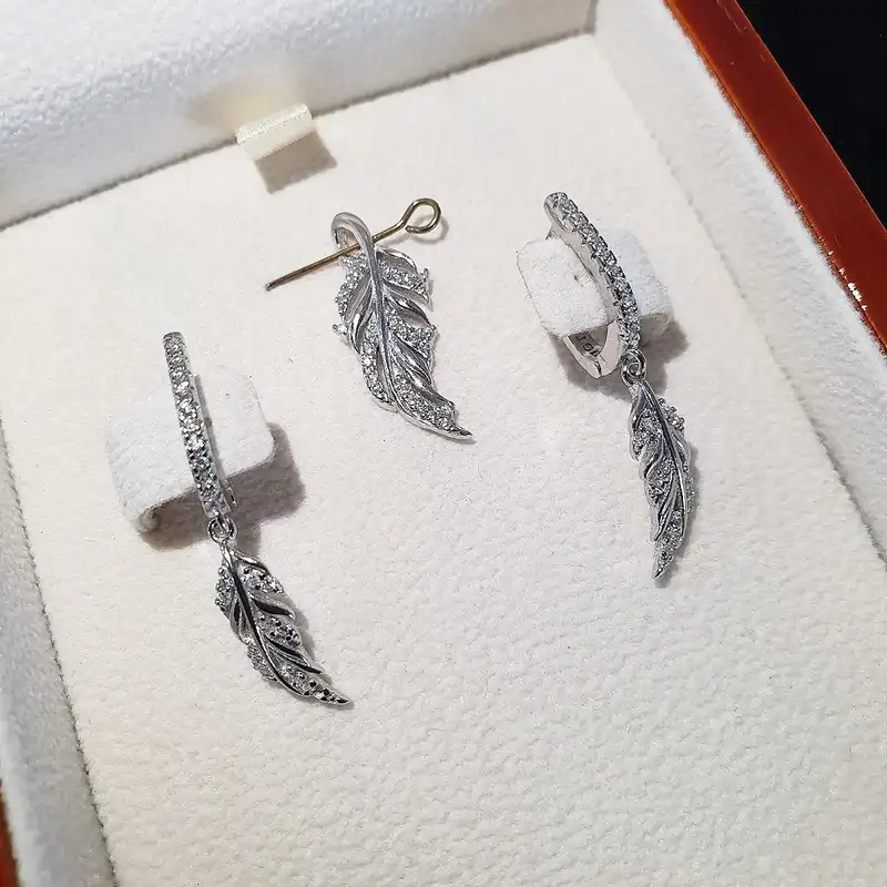 نیم ست نقره زنانه جی تی ای مدل گلبرگ