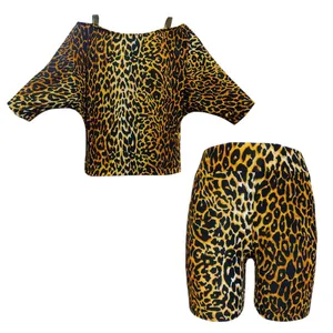 ست نیم تنه و شلوارک زنانه مدل کراپ پلنگی