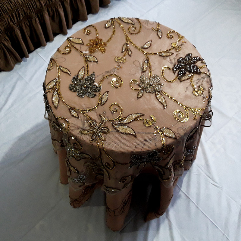 رومیزی طرح منجوق کد F1