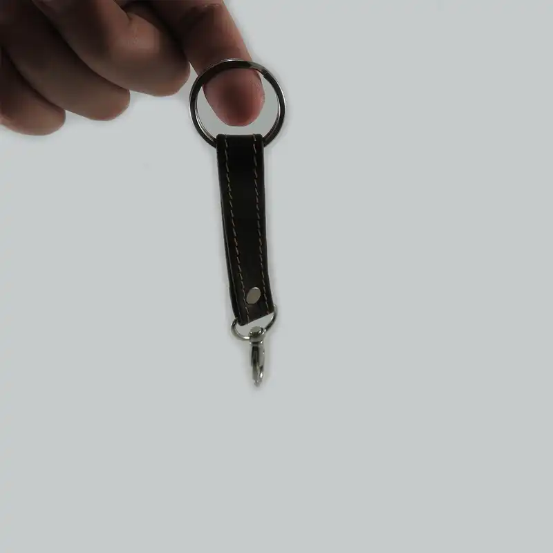 جاکلیدی مدل چرمی KM