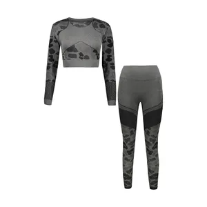 ست نیم تنه و لگینگ ورزشی زنانه ام تی سی مدل 123-2