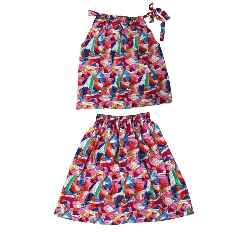 ست تاپ و دامن زنانه مدل triangle K