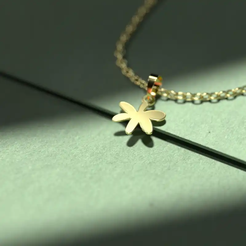 گردنبند طلا 18 عیار زنانه مدوپد مدل گل کد RR2-1-1024