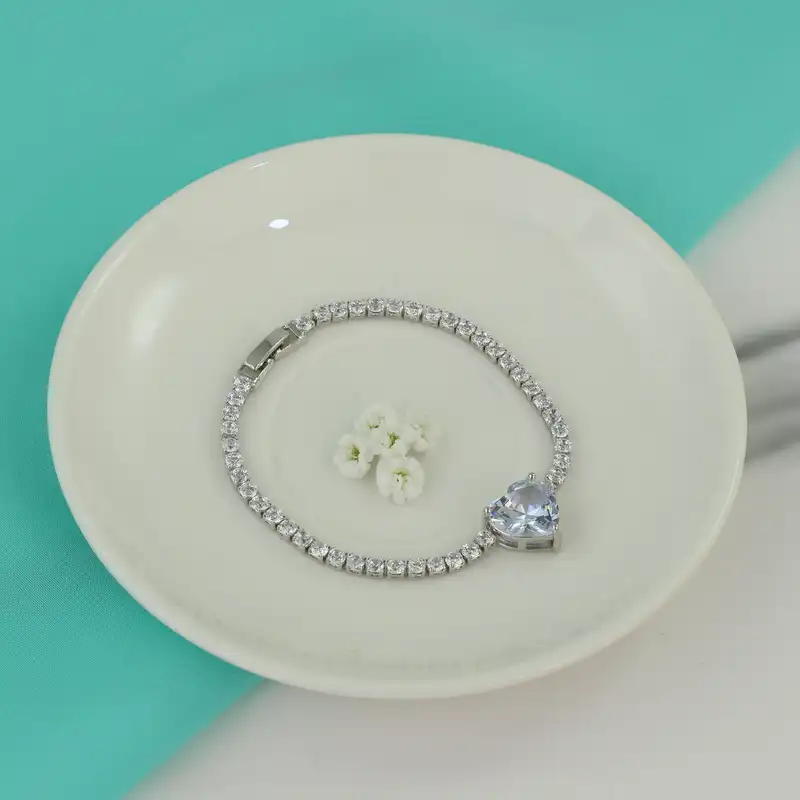 دستبند زنانه مدل قلب کد W190