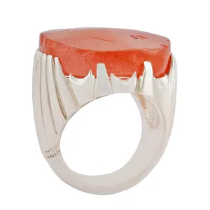 انگشتر نقره مردانه بازرگانی میلادی مدل رکاب دست ساز استاد سبحان قاسمی سنگ عقیق یمنی کهنه کد AM_2760