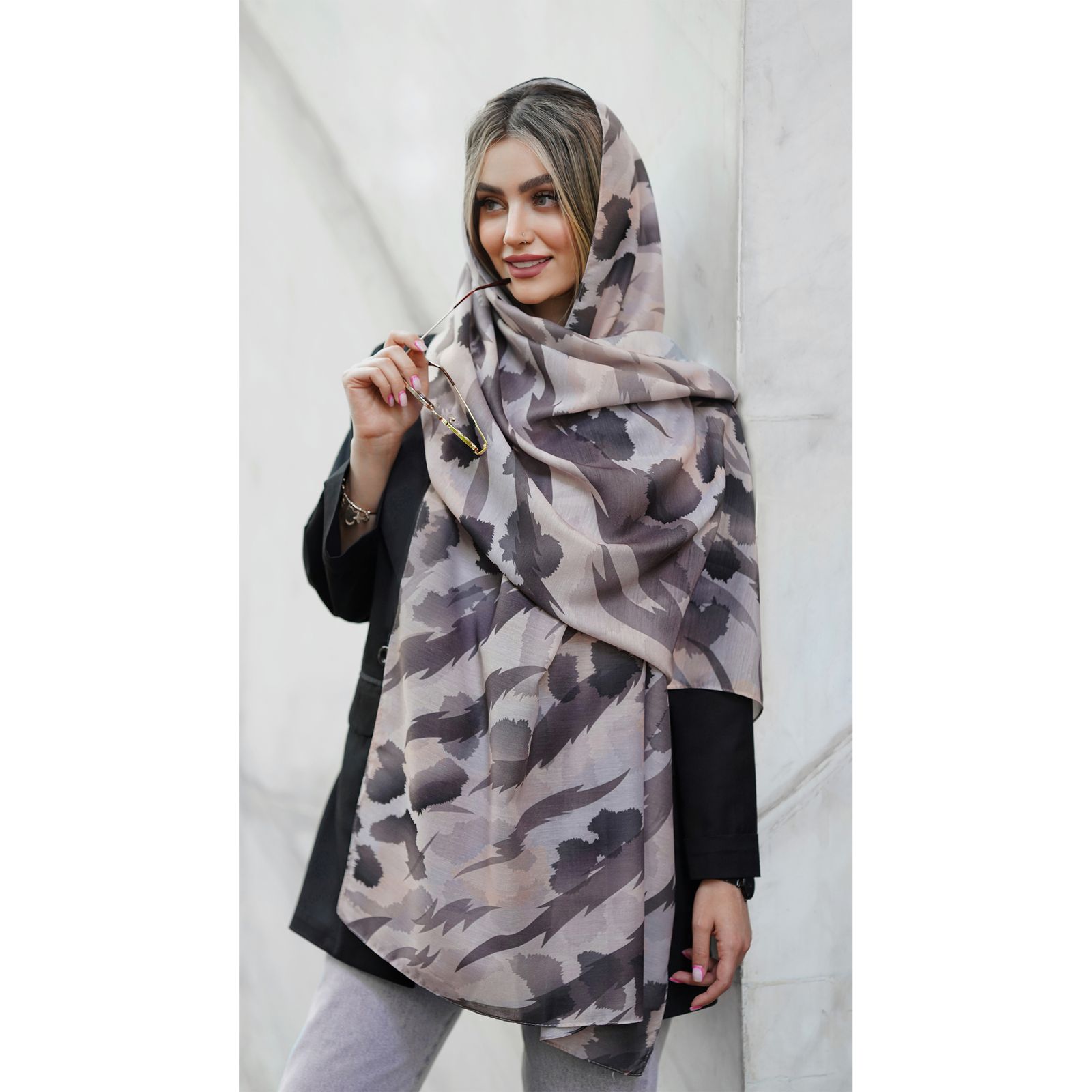 شال زنانه مدل نخ پنبه پاییزی طرح پلنگی کد ana-1417 - - 2