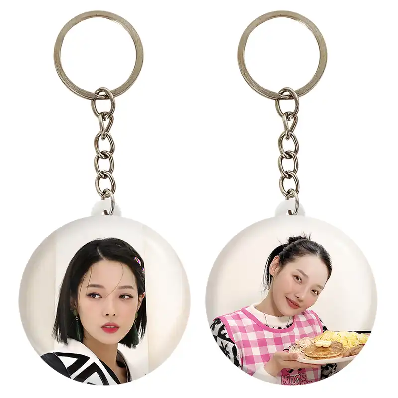 جاکلیدی خندالو مدل سومین گروه کارد Kard کد 2014620142 مجموعه 2 عددی