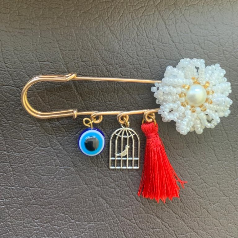 سنجاق سینه زنانه طرح گل کد S212