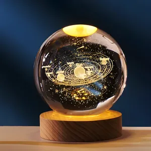 چراغ رومیزی مدل گوی شیشه ای طرح کهکشان