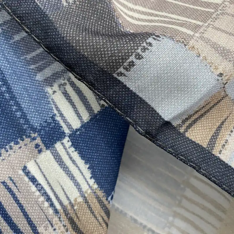 روسری زنانه مدل نخی چهارفصل منگوله دار کد 943