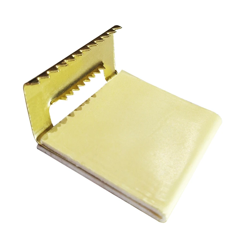 عکس شماره 3 : بست فرش و موکت پله طلایی مدل داریوش بسته 20 عددی