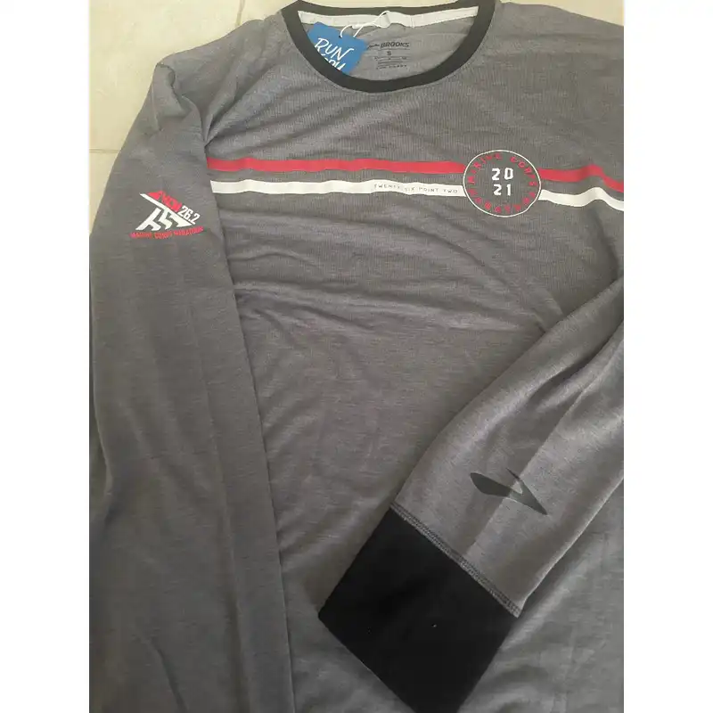 تی شرت ورزشی مردانه بروکس مدل ER20