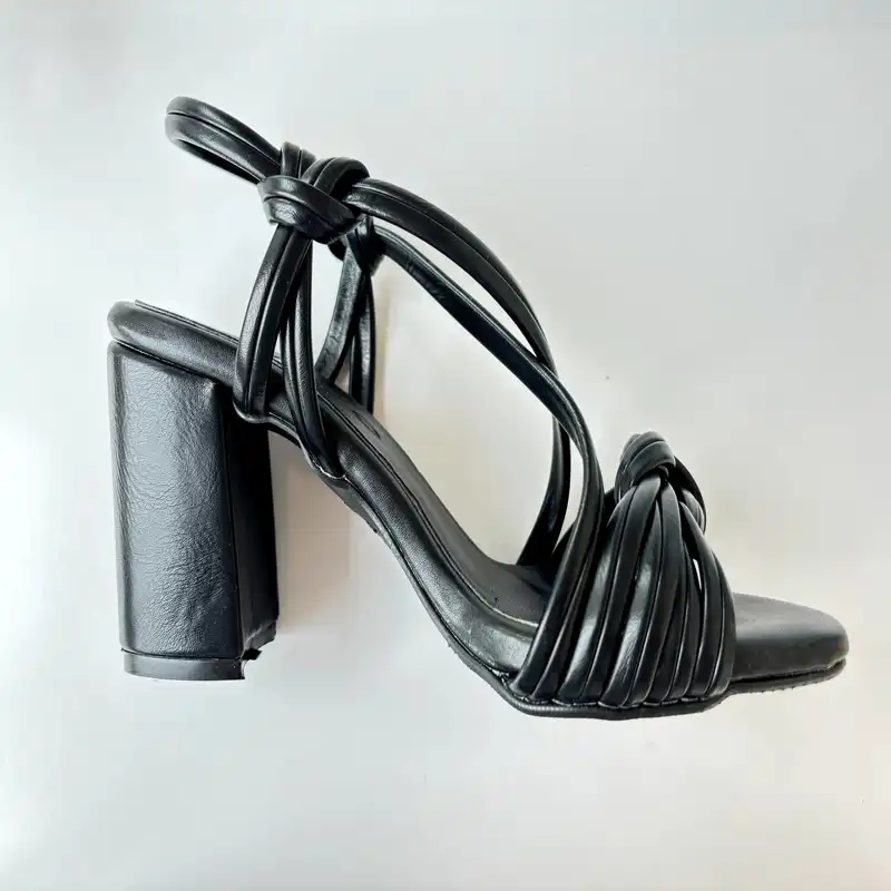 صندل زنانه مدل NC کد 09