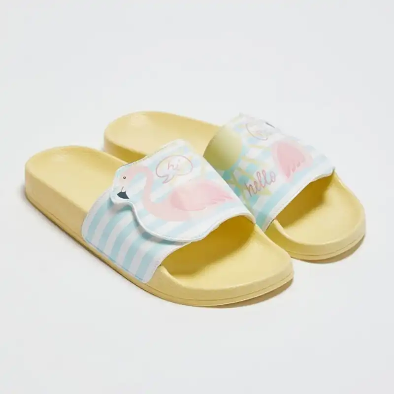 دمپایی زنانه ال سی وایکیکی مدل فلامینگو پاستیلی