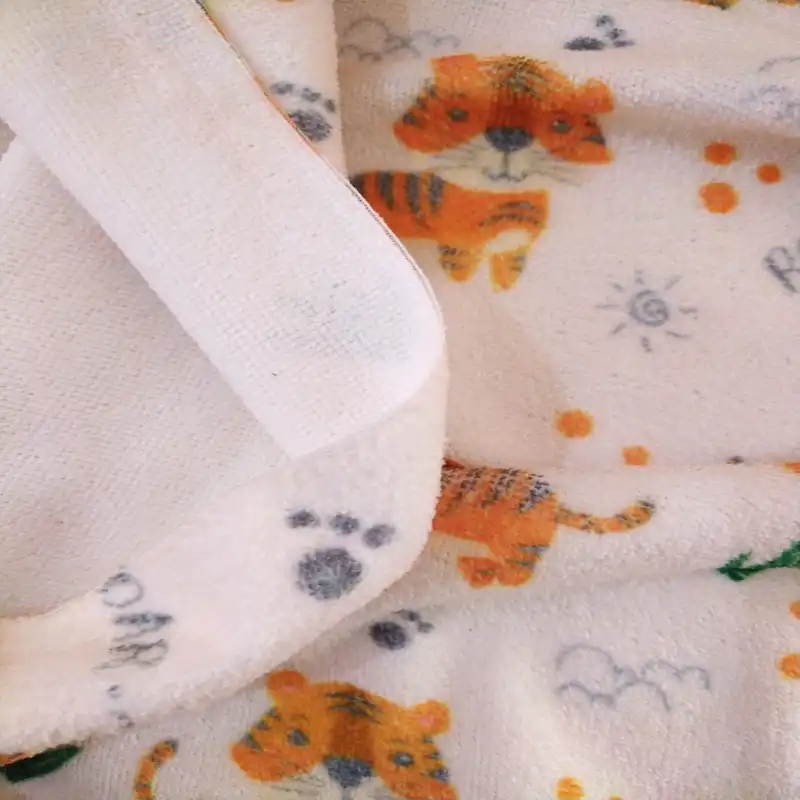 پارچه حوله ای طرح عروسکی مدل Mj155Roar