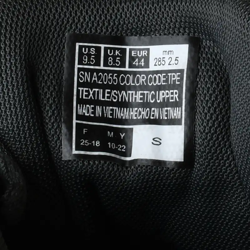 کفش پیاده روی مردانه اسکچرز مدل ULTRA-G0