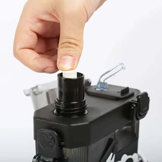 قمقمه مدل دو مخزنه گنجایش 0.65 لیتر