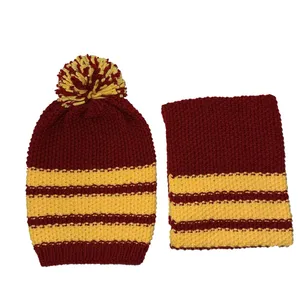 ست کلاه و شال گردن بافتنی بچگانه کد 1 رنگ زرشکی