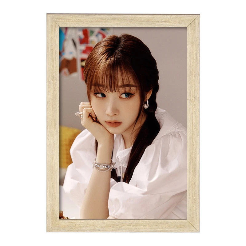 تابلو خندالو مدل جیزل گروه گروه آسپا Aespa  کد 19706