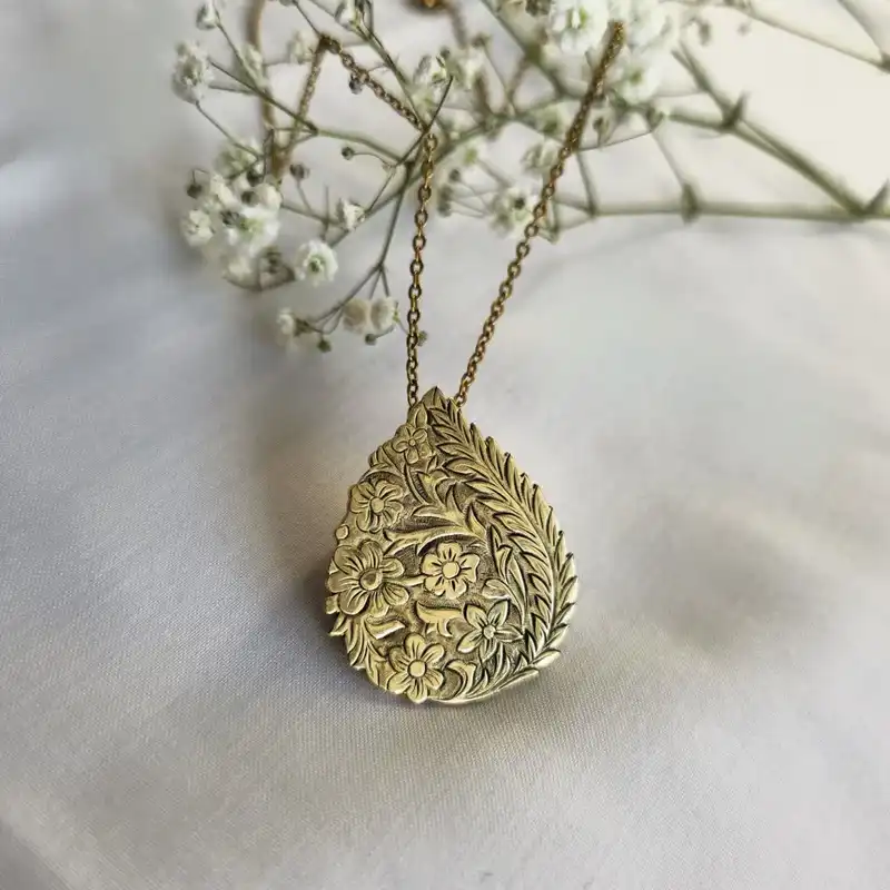 سنجاق سینه زنانه مدل بهار