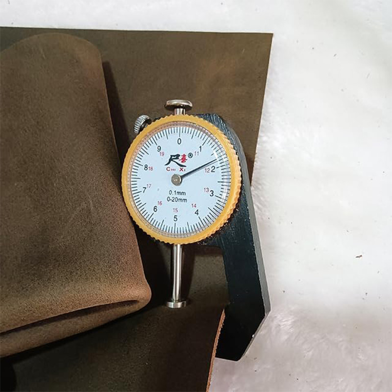 ضخامت سنج چرم مدل موکیوس کد chi02