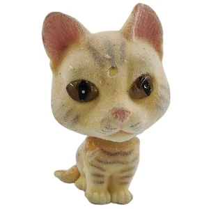 مجسمه مدل گربه خانم