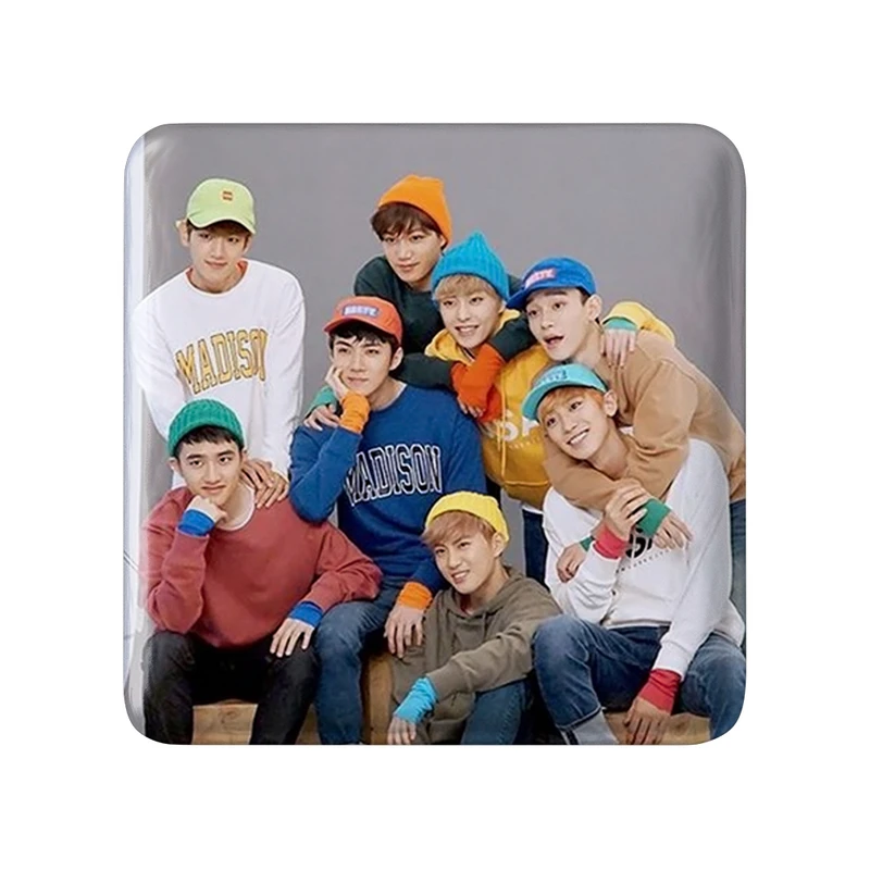 مگنت خندالو مدل گروه اکسو EXO کد 13650
