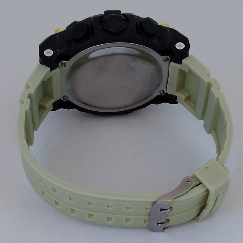 ساعت مچی دیجیتال بچگانه  والار مدل اسپرتSPORT ضدآب ورزشی تاریخ شمار چراغ هفت کد 500