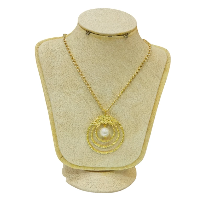 گردنبند زنانه مدل دایره برگ و مروارید کد GAR01
