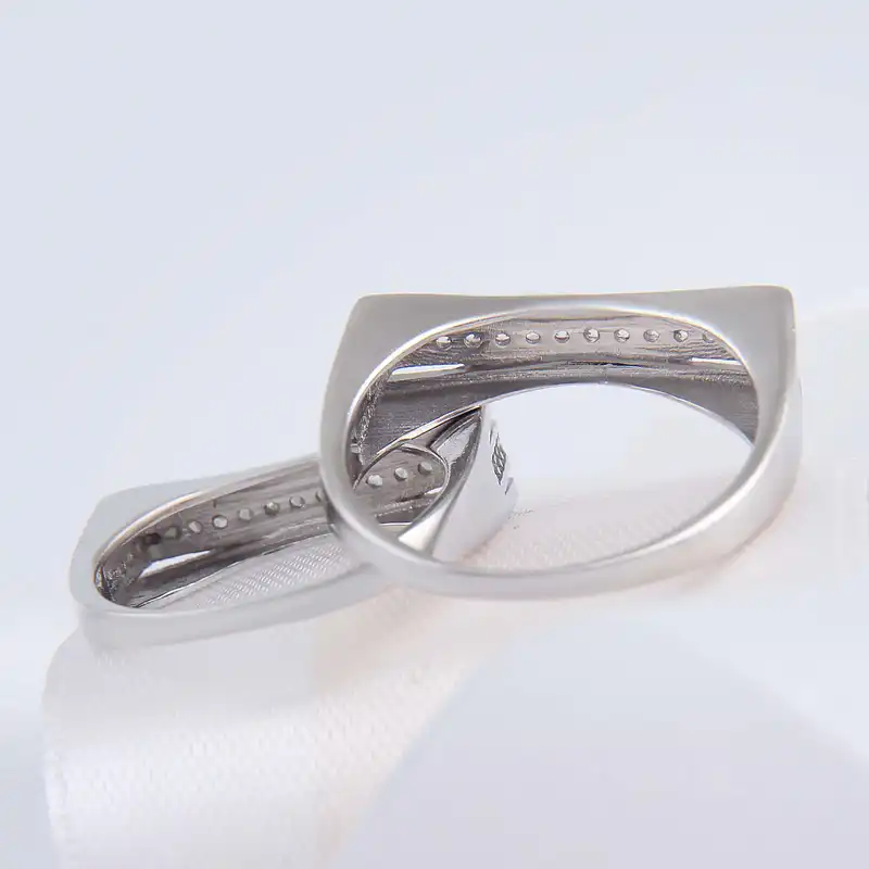 ست انگشتر نقره زنانه و مردانه بازرگانی میلادی مدل نگین برلیان بدون ریزش ابکاری رادیوم کد AWR_1625