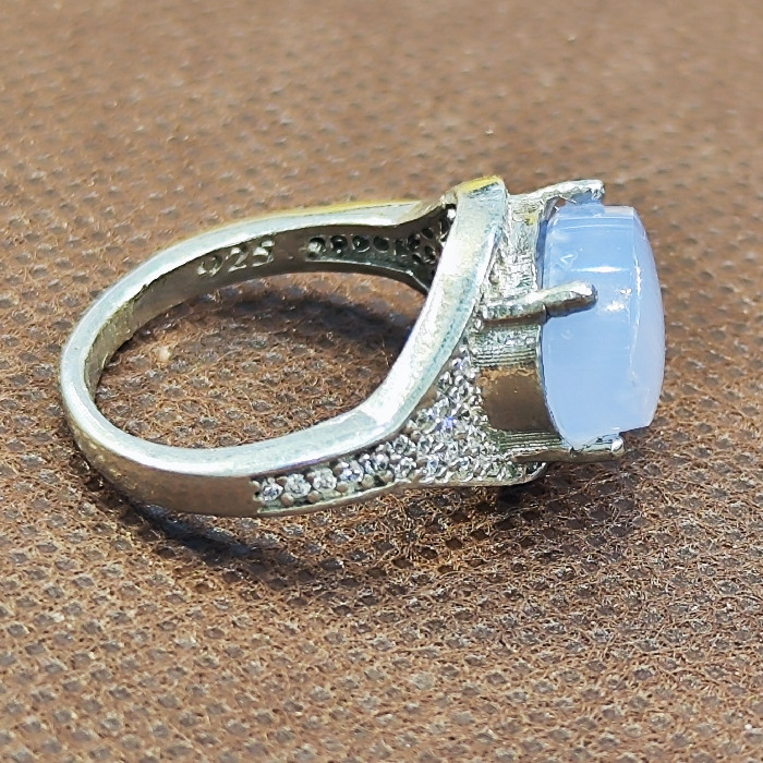 انگشتر نقره زنانه مدل عقیق یمانی کد 774 انگشتر نقره زنانه مدل عقیق یمانی کد 774