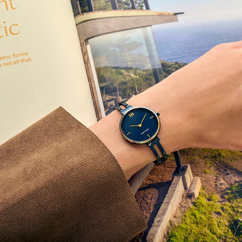 ساعت مچی عقربه‌ای زنانه دنیش دیزاین مدل IV72Q1265