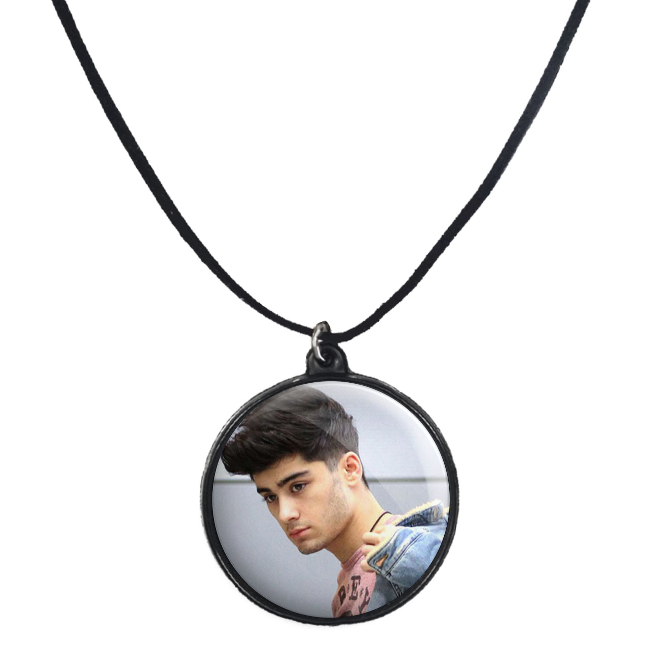 گردنبند پرمانه طرح گروه موسیقی متالیکا کد pmb.8428 مدل دو طرفه