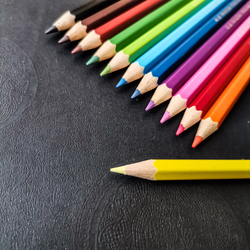 مداد رنگی 12 رنگ فانسیا کد 89